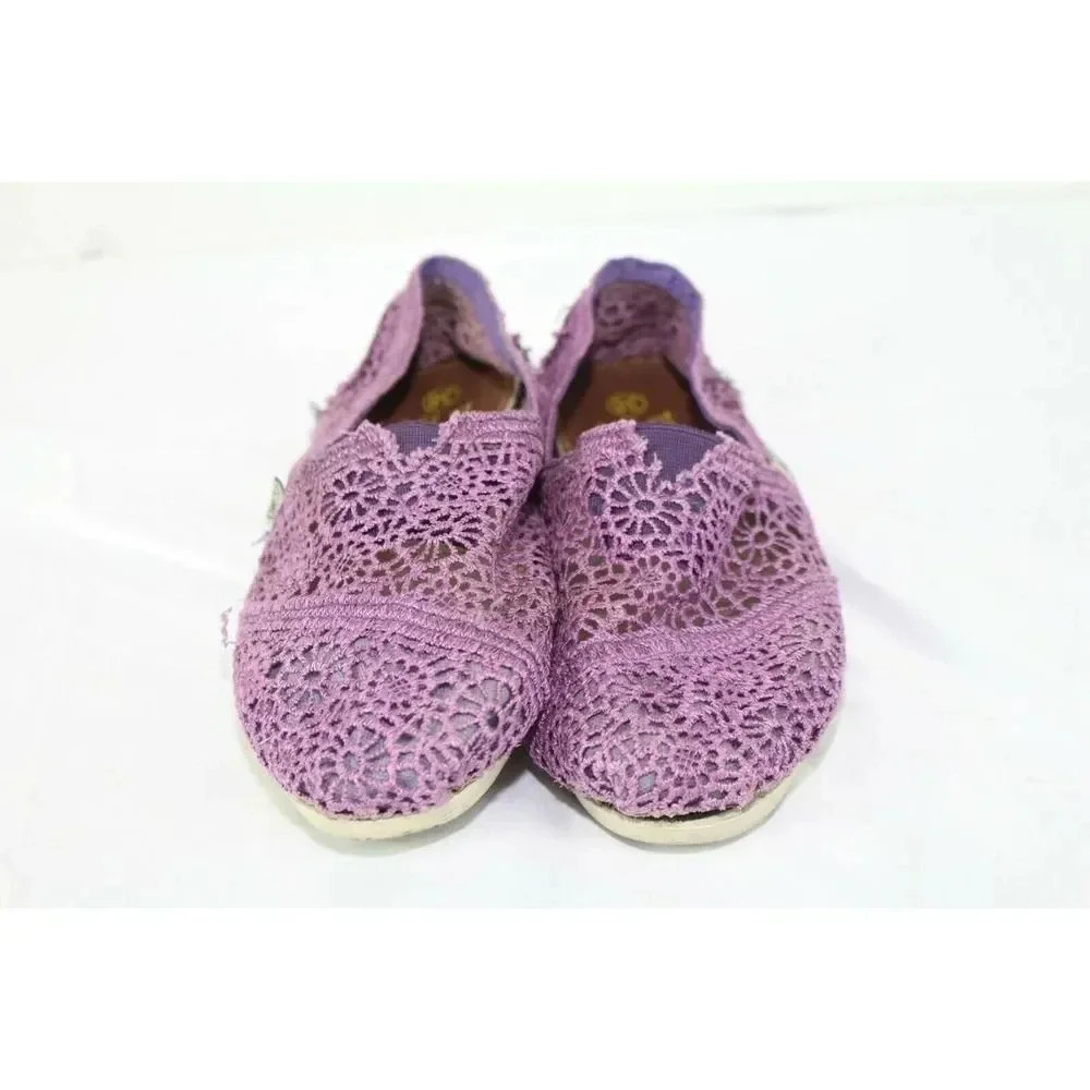 ladies TOMS flats shoes size 38